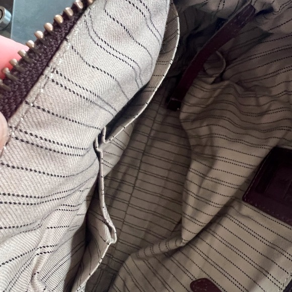 Frye leather Melissa satchel with shoulder strap. FR2027 - Picture 7 of 15